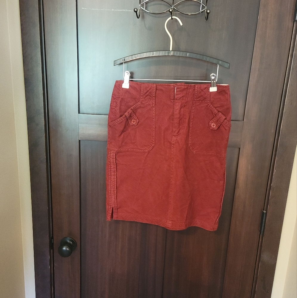 EUC Women's Fossil Rust Red Corduroy Straight Pencil Skirt Size 2